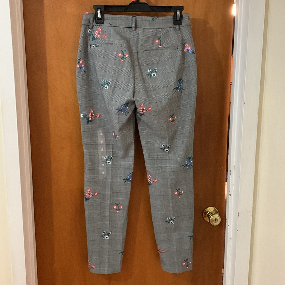 Express Columnist Skinny Mid Rise Pant - Picture 5 of 10